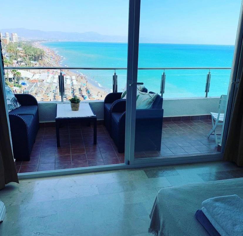 Amazing Frontline Sea Views Studio Apartment Castillo Del Vigia Torremolinos Exterior photo